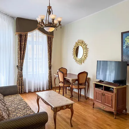 Boutique Romanza Apartahotel