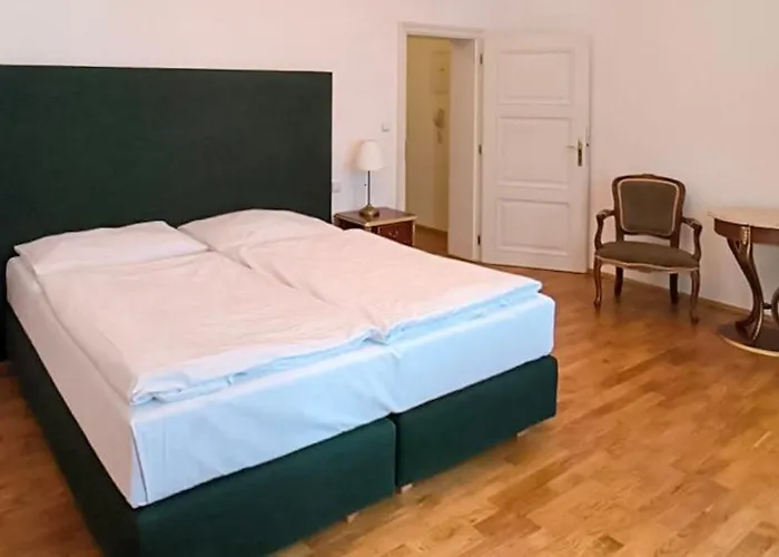 Apartahotel Boutique Romanza 4*