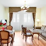 Aparthotel Boutique Romanza