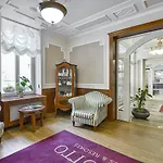 Boutique Romanza Aparthotel