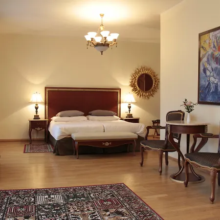 Boutique Romanza Apart-hotel 4*