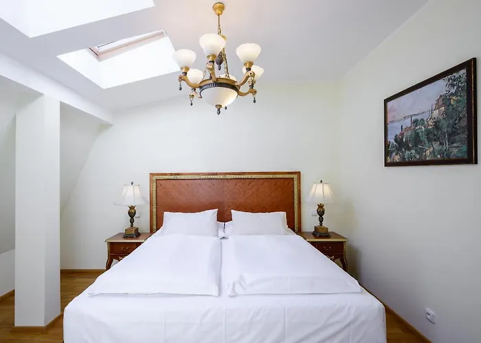 Aparthotel Boutique Romanza 4*