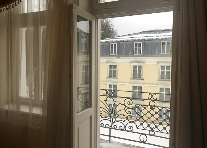 Boutique Romanza アパートホテル 4*