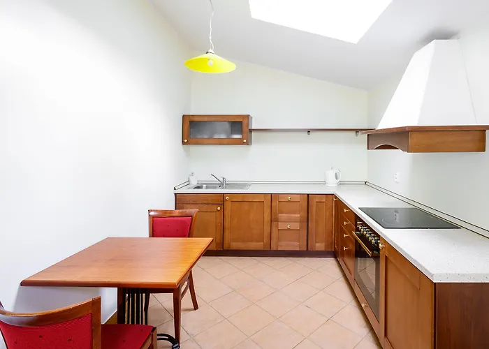 Boutique Romanza Aparthotel 4*